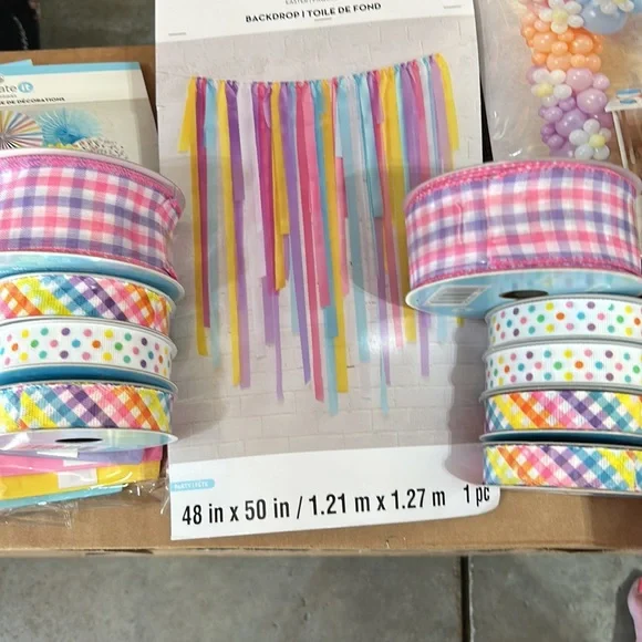 Party Decorations - Picture 3 of 8